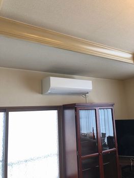 札幌市 札幌市近郊 ハウスクリーニング 室内美装 清掃 浴室 トイレ キッチン 美装　スノーダクト点検清掃　エアコン工事 電気工事　家財整理